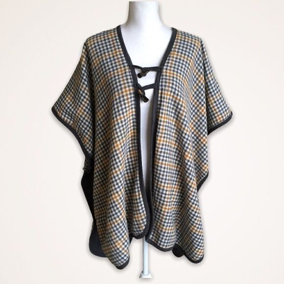 Asos Plaid Poncho   - Picture 1 of 9